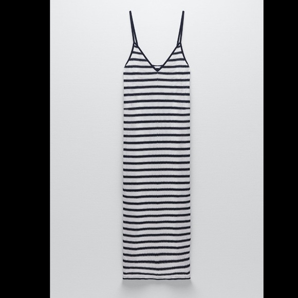 Knit Stripped jacquard midi dress - Picture 7 of 8